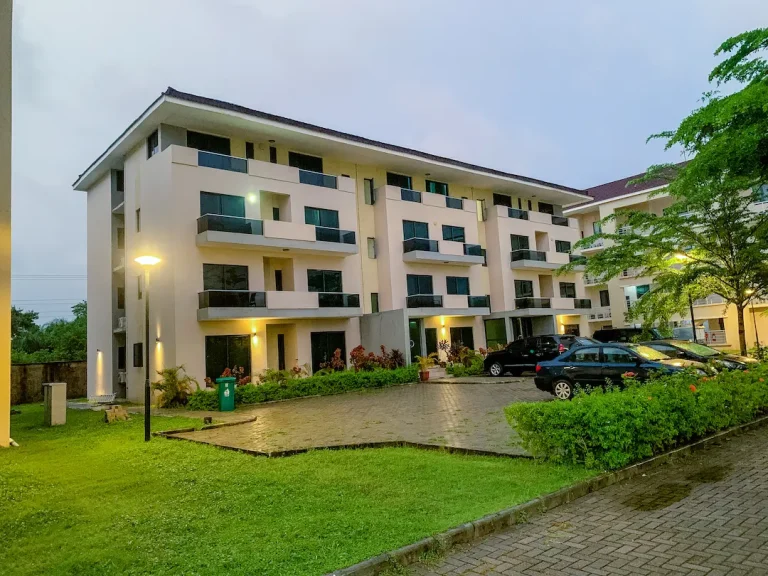 Copy-of-Copy-of-Jakaranda-05.webp